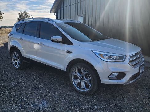 Used 2018 Ford Escape Titanium image 6