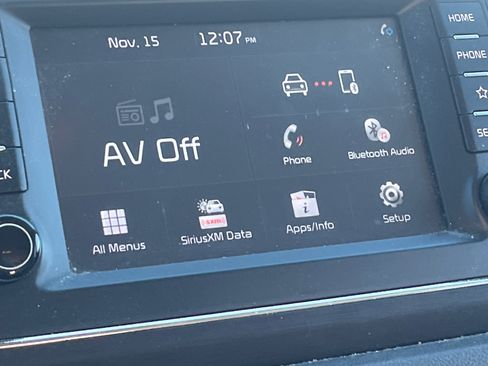 Used 2020 Kia Sedona EX image 11