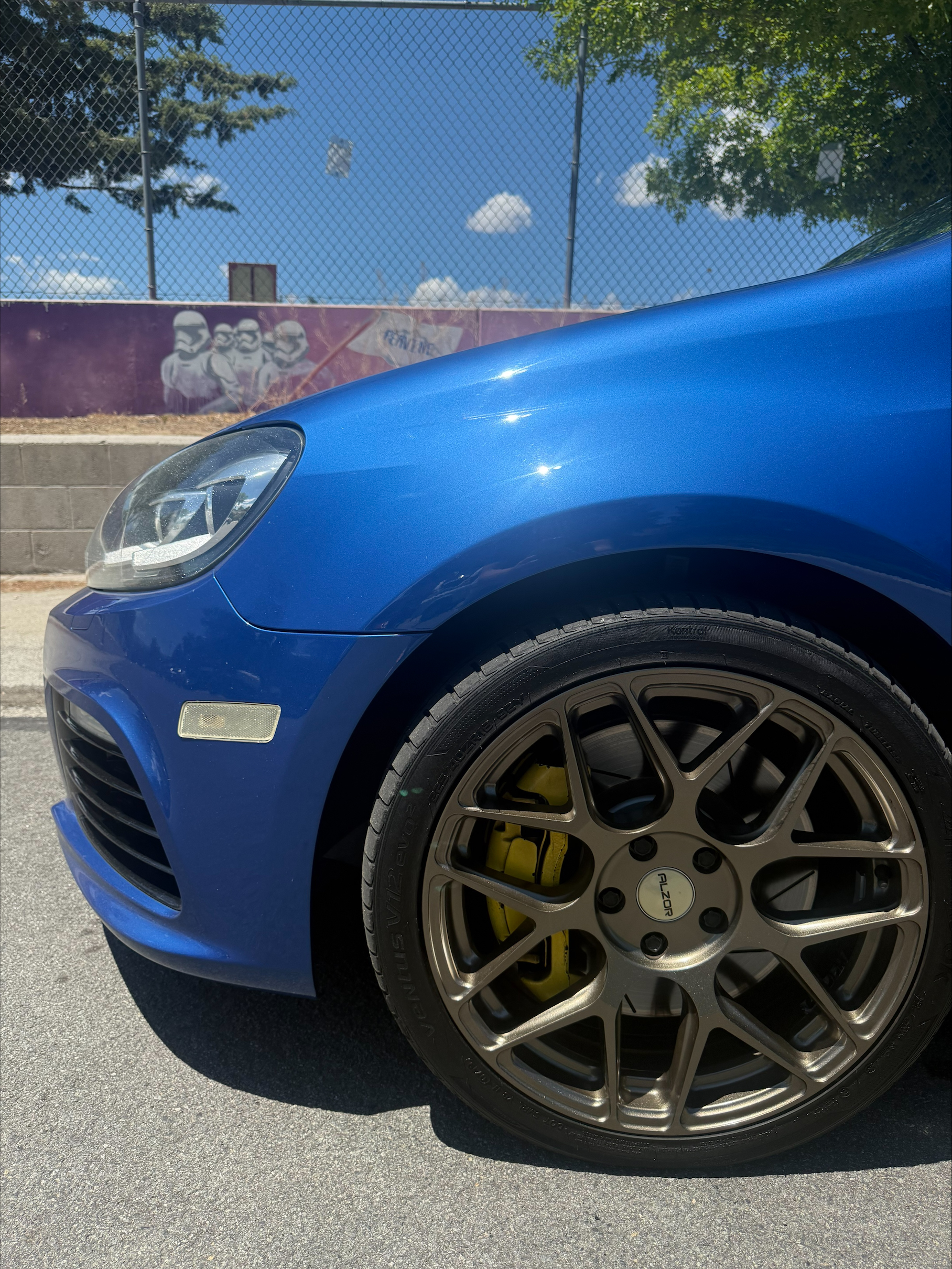 Used 2012 Volkswagen Golf R 2-Door AWD/4WD image 4