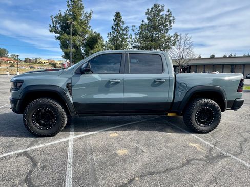 Used 2021 RAM 1500 TRX w/ TRX Lanuch Edition image 6