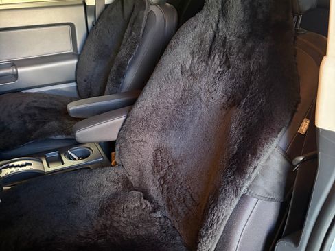 Used 2014 Toyota FJ Cruiser 4WD image 32