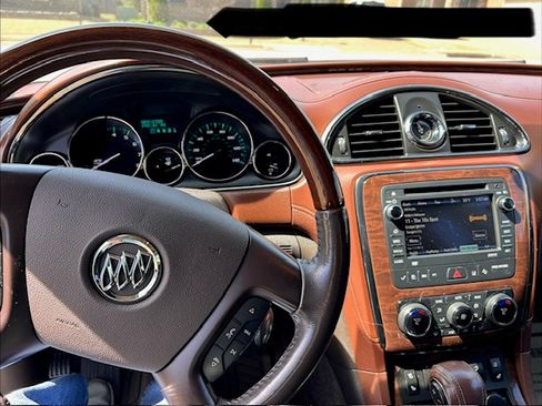 Used 2014 Buick Enclave Premium w/ Trailering Provision Package image 12