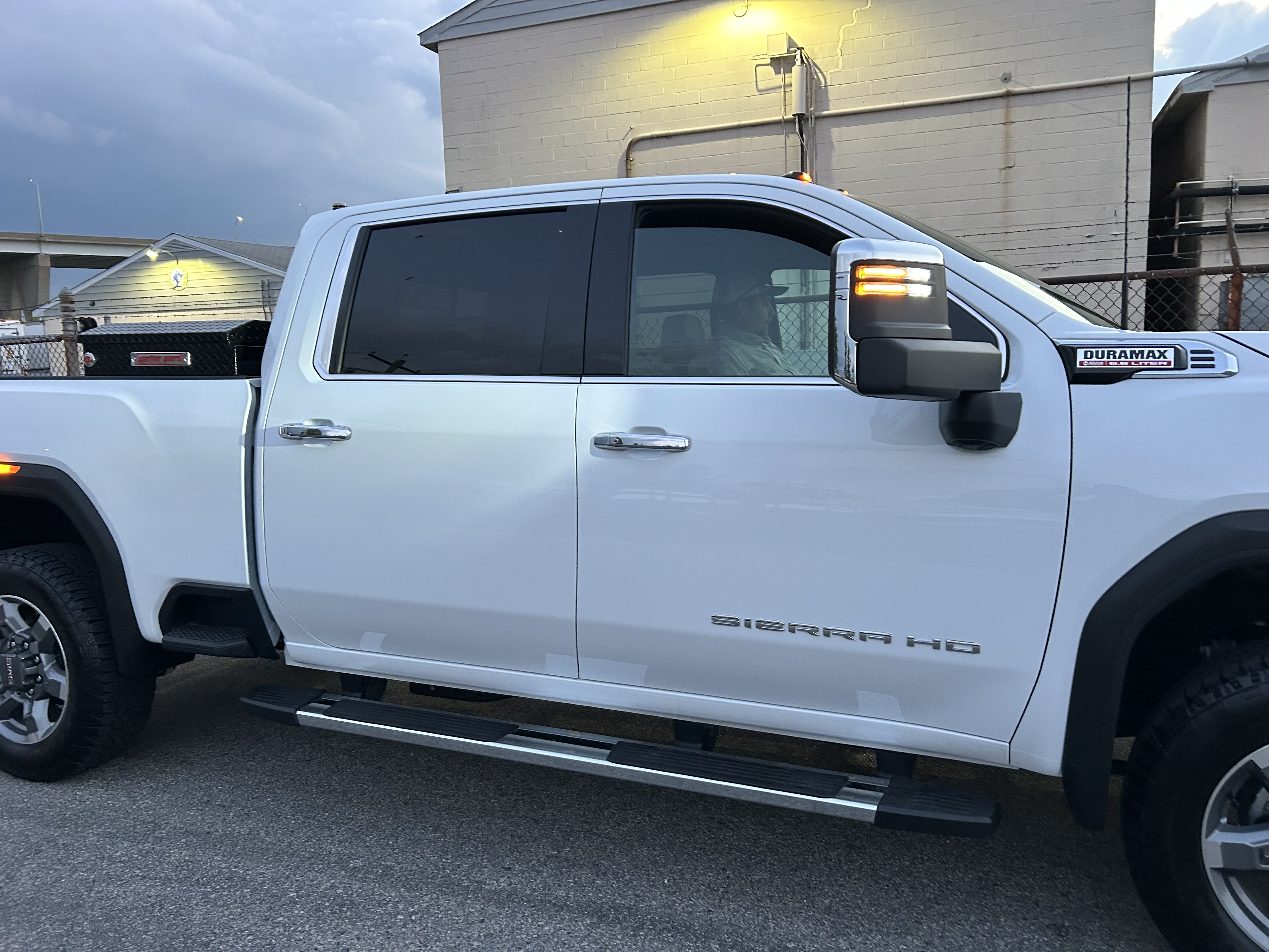 Used 2026 GMC Sierra 2500 SLT w/ SLT Premium Package AWD/4WD image 5