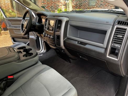Used 2019 RAM 1500 Tradesman w/ Chrome Plus Package RWD image 14
