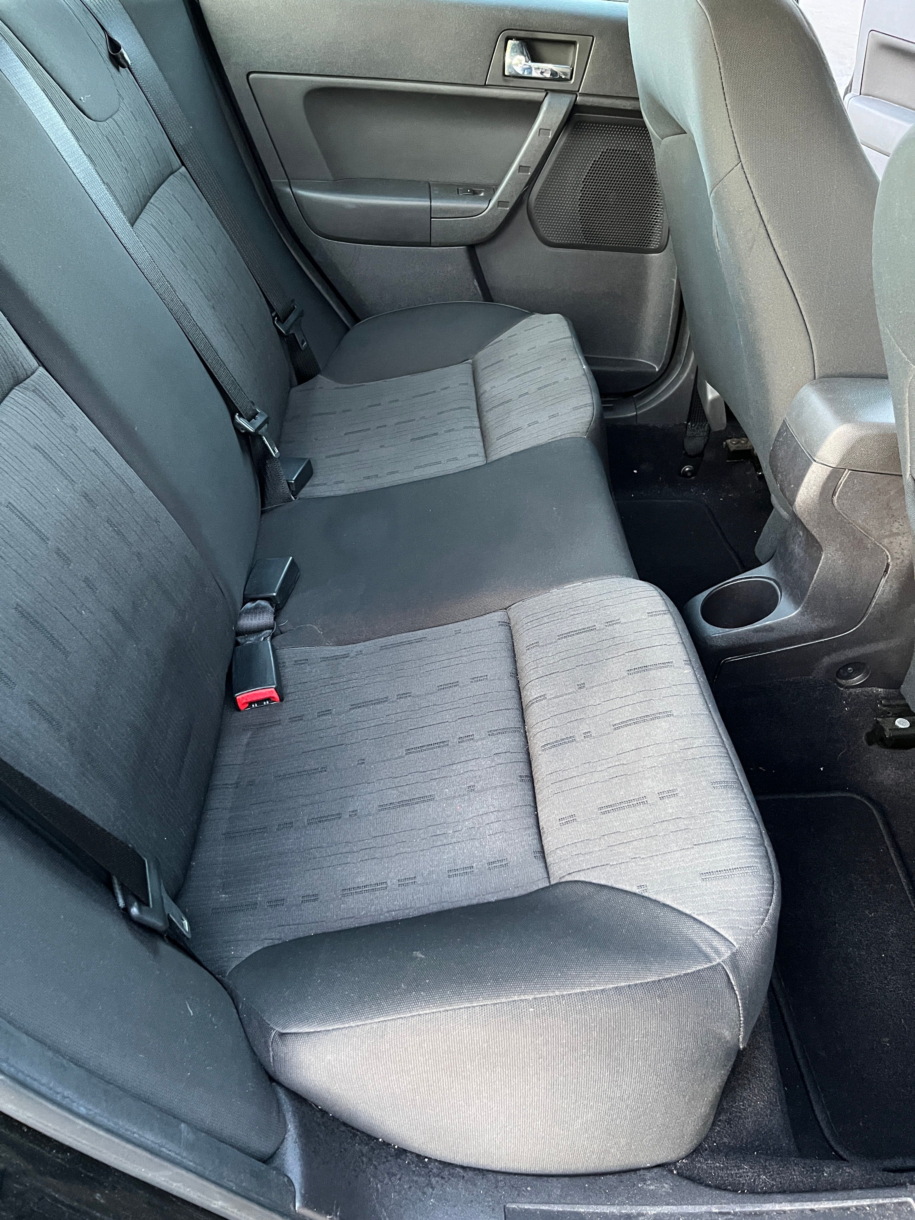 Used 2008 Ford Focus SE FWD image 13