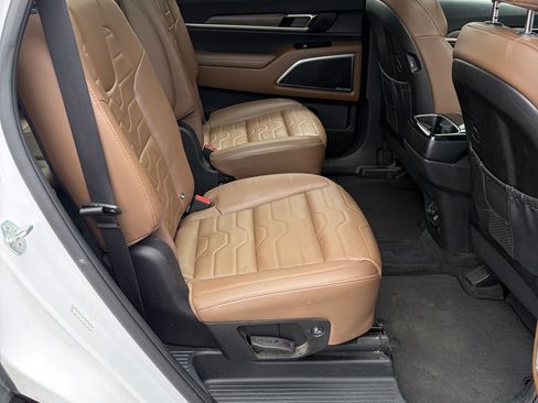 Used 2021 Kia Telluride SX w/ SX Prestige Package AWD/4WD image 8