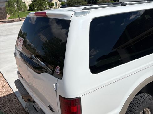 Used 2005 Ford Excursion Eddie Bauer AWD/4WD image 6