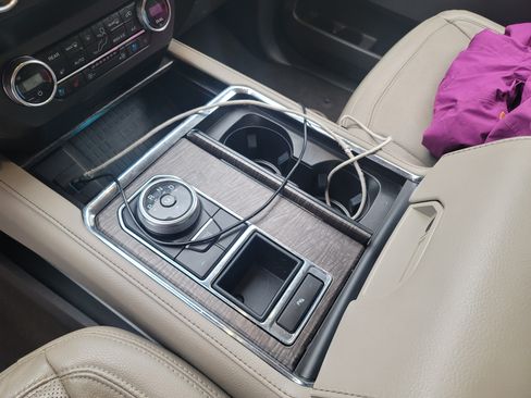 Used 2020 Ford Expedition Max Limited image 14