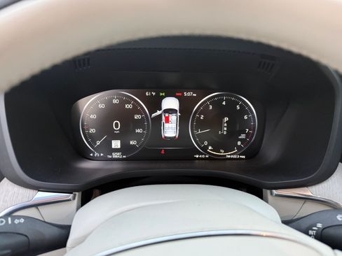 Used 2021 Volvo XC60 T5 Inscription w/ Protection Package Premier image 15