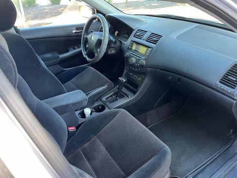 Used 2003 Honda Accord LX image 5