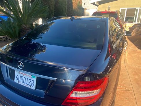 Used 2012 Mercedes-Benz C 350 Sport image 6