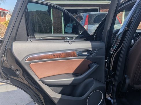 Used 2016 Audi Q5 TDI Prestige w/ Prestige Package image 22