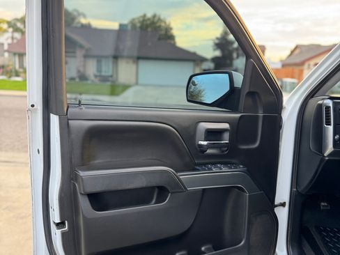 Used 2018 Chevrolet Silverado 1500 LT w/ Texas Edition image 12