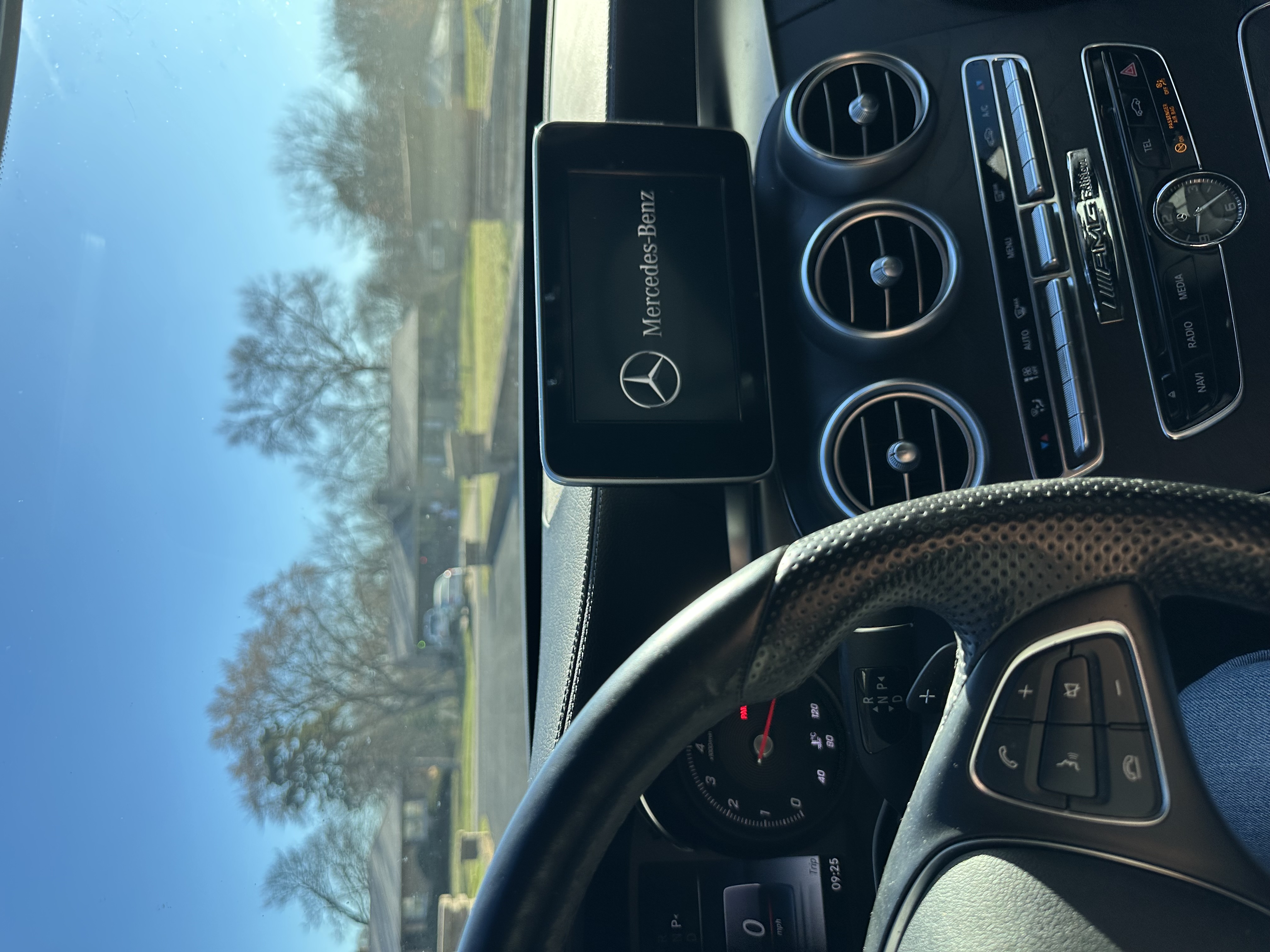 Used 2017 Mercedes-Benz C 300 4MATIC Sedan image 9