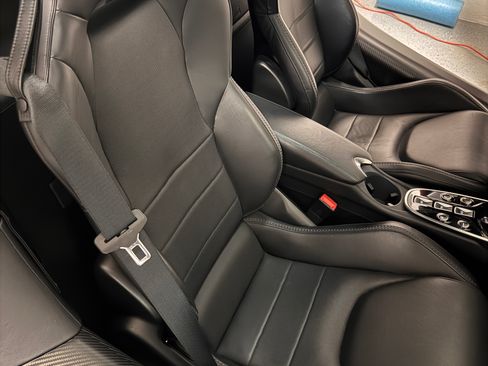 Used 2020 McLaren GT image 23