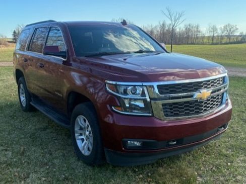 Used 2019 Chevrolet Tahoe LT w/ Luxury Package AWD/4WD image 4