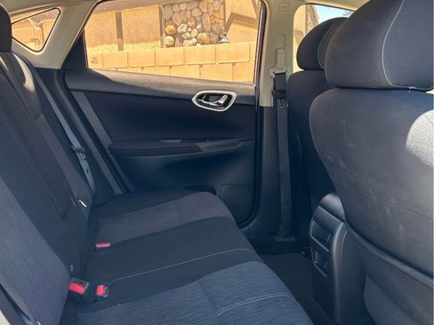 Used 2014 Nissan Sentra SV FWD image 6