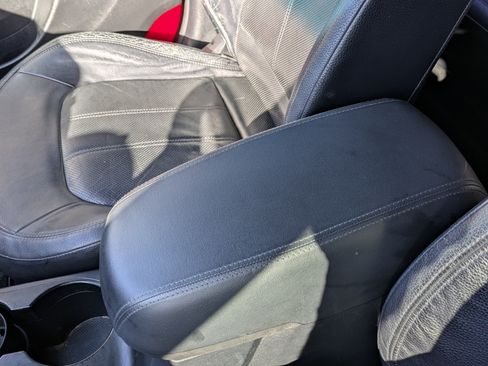 Used 2011 Hyundai Tucson Limited w/ Premium Pkg 3 image 20