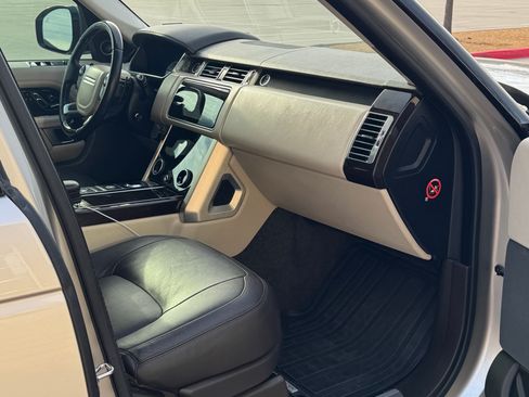Used 2018 Land Rover Range Rover Long Wheelbase Supercharged image 11