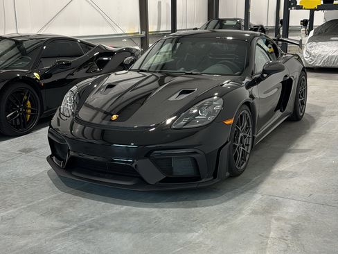 Used 2025 Porsche 718 Cayman GT4 RS image 1
