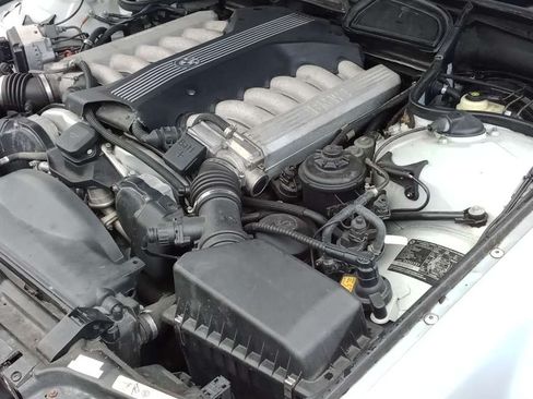 Used 2000 BMW 750iL image 11