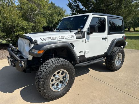 Used 2020 Jeep Wrangler Sport image 1