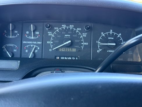 Used 1996 Ford Bronco image 17