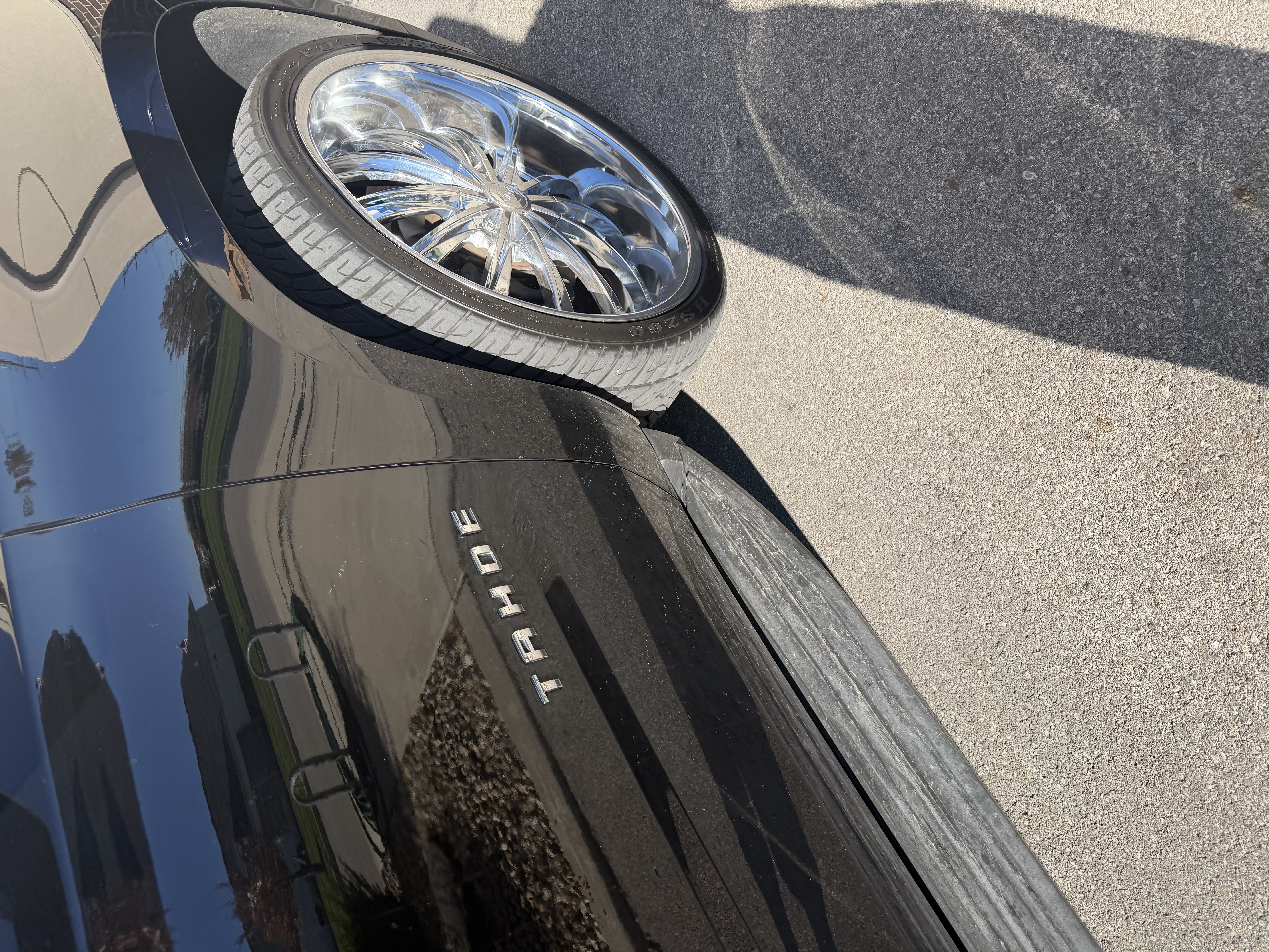 Used 2015 Chevrolet Tahoe LT AWD/4WD image 29