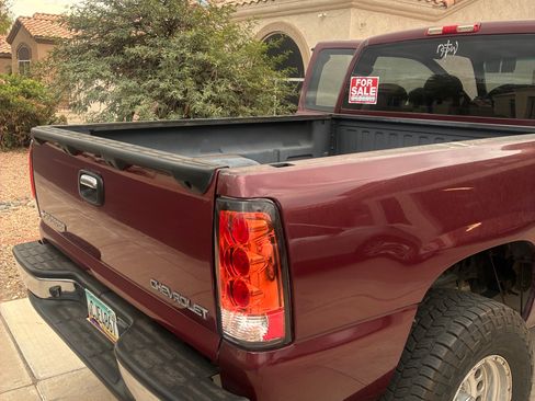 Used 2002 Chevrolet Silverado 1500 LS image 5