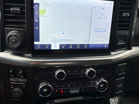 Used 2021 Ford F150 Lariat w/ Equipment Group 502A High image 10