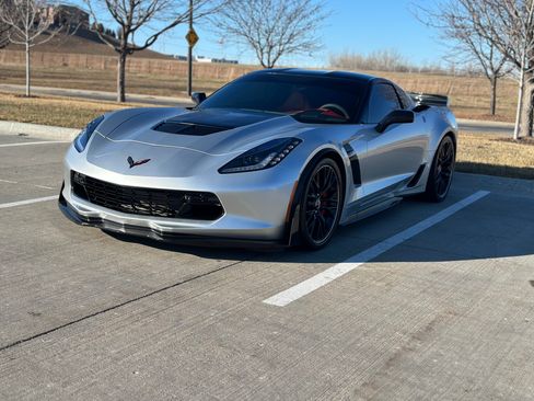 Used 2017 Chevrolet Corvette Z06 image 10