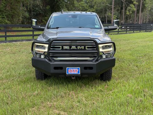 Used 2021 RAM 3500 Laramie AWD/4WD image 2