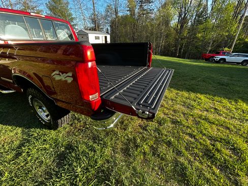 Used 1996 Ford F150 4x4 Regular Cab image 30