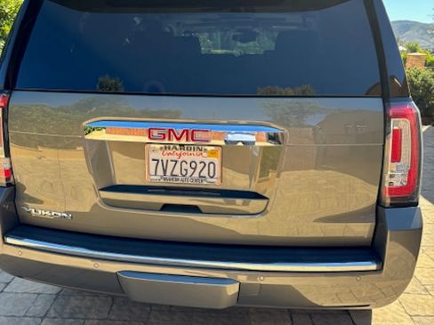 Used 2017 GMC Yukon Denali w/ Open Road Package image 4