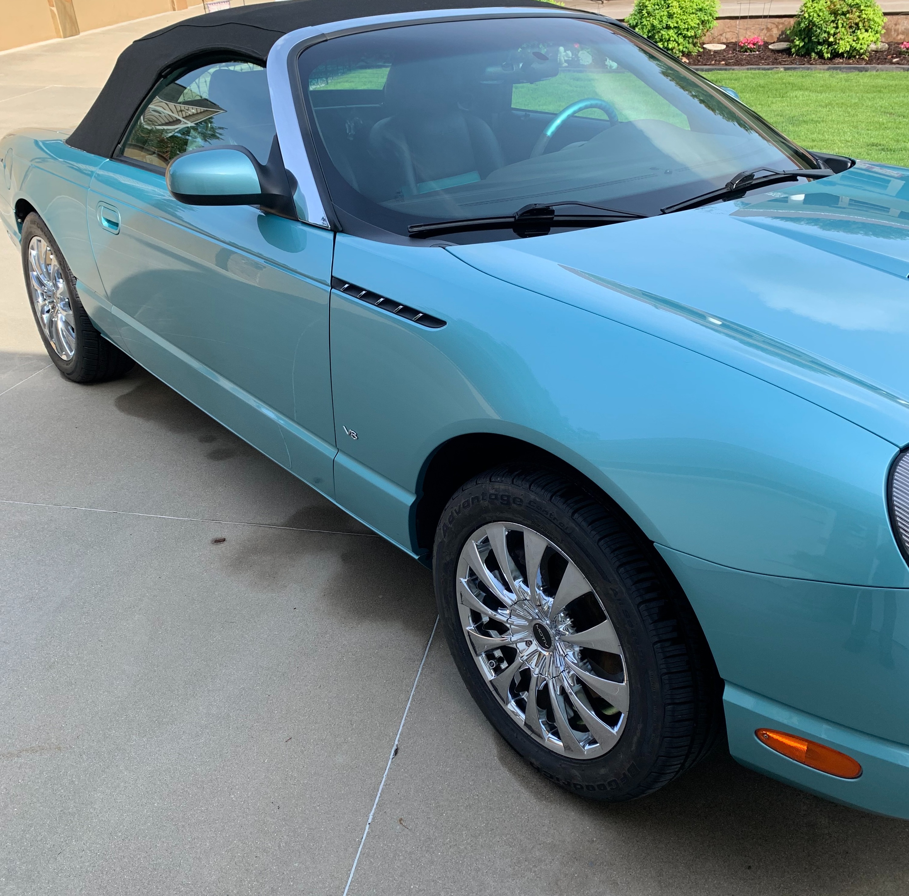 Used 2002 Ford Thunderbird RWD image 20