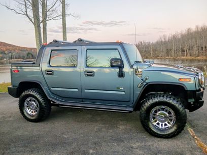 Used 2005 HUMMER H2 SUT w/ Preferred Equipment Group