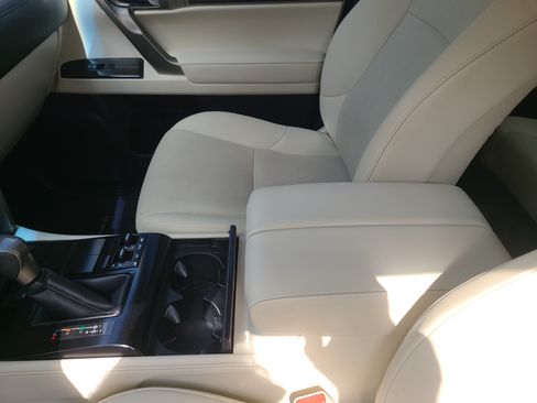 Used 2021 Lexus GX 460 Premium w/ Premium Package image 19