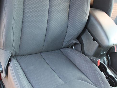 Used 2013 Jeep Wrangler Sport image 21