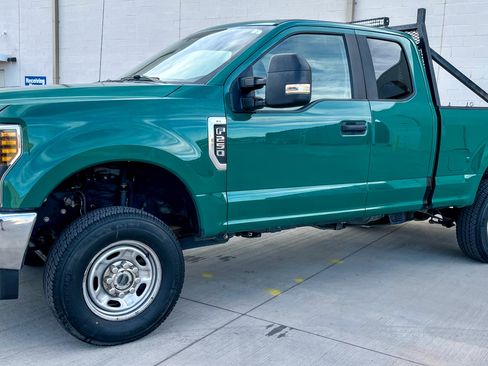 Used 2019 Ford F250 XL w/ XL Value Package image 4