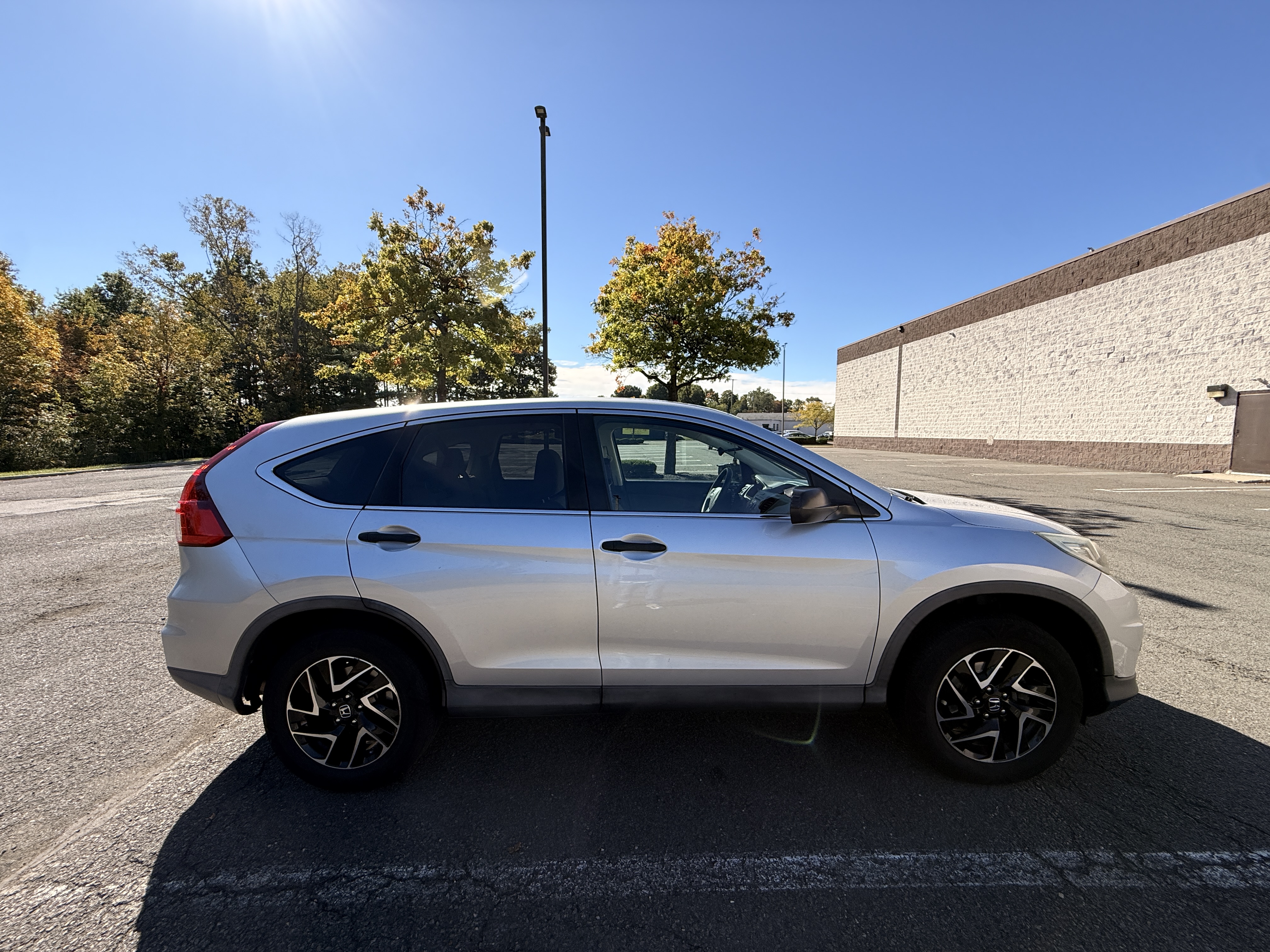 Used 2016 Honda CR-V SE image 5