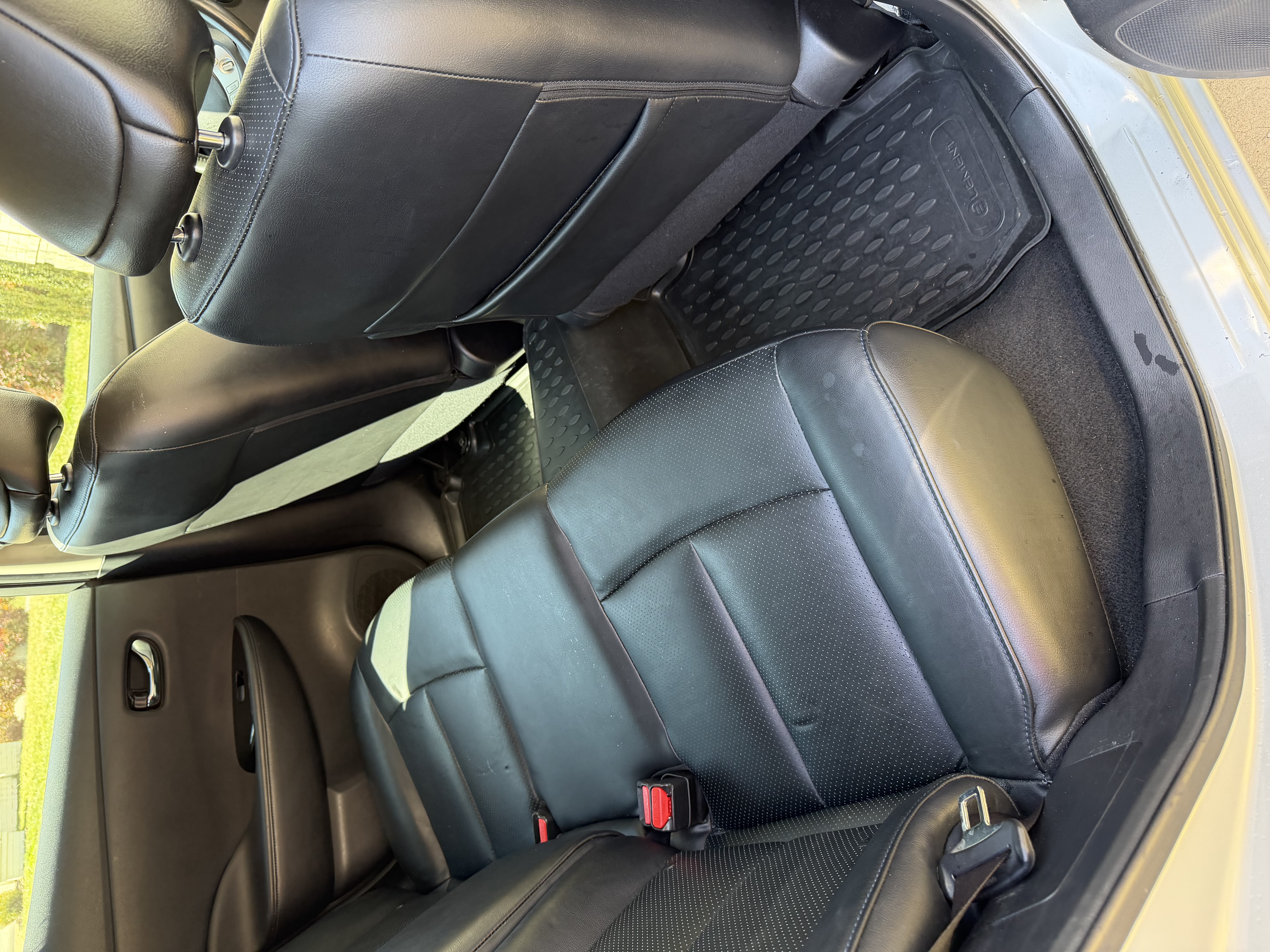 Used 2013 Nissan Leaf SL FWD image 10