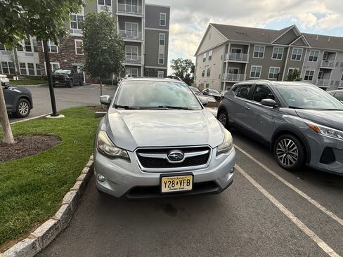 Used 2014 Subaru Crosstrek Touring image 1