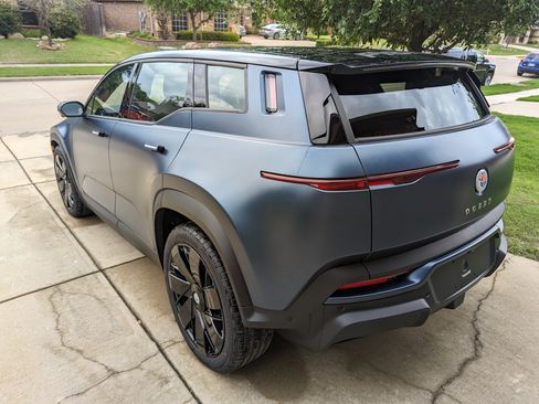 Used 2023 Fisker Ocean Extreme image 5