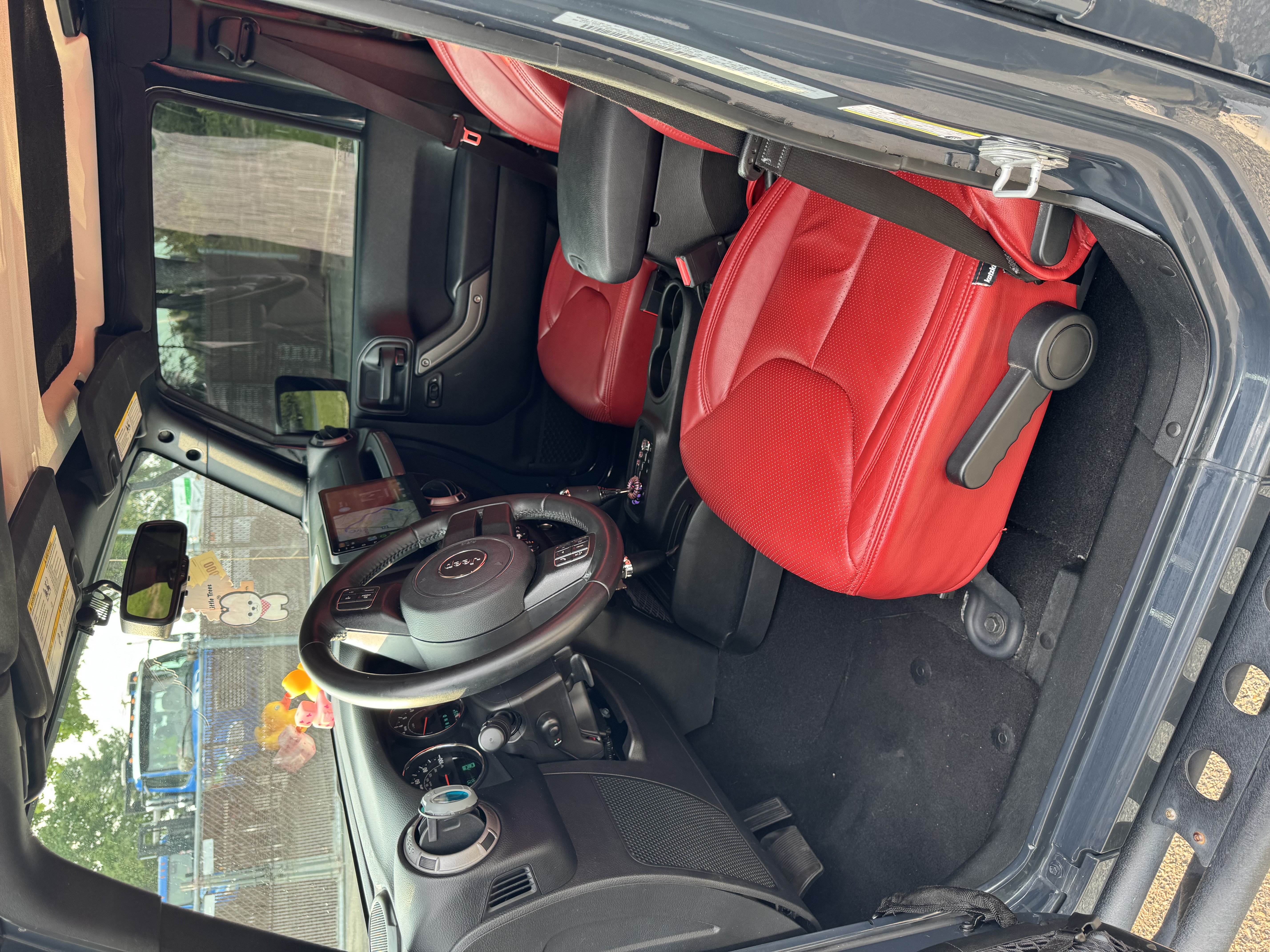Used 2018 Jeep Wrangler Unlimited Sport S AWD/4WD image 29