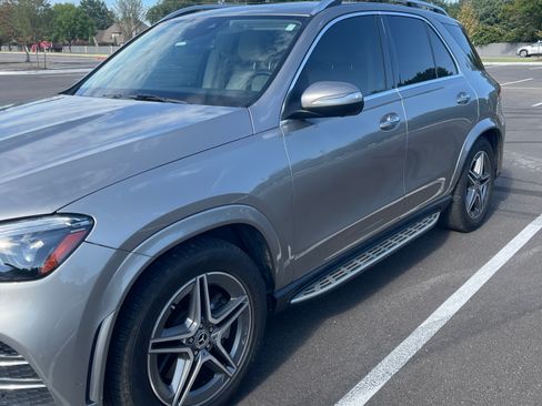 Used 2021 Mercedes-Benz GLE 580 4MATIC image 4