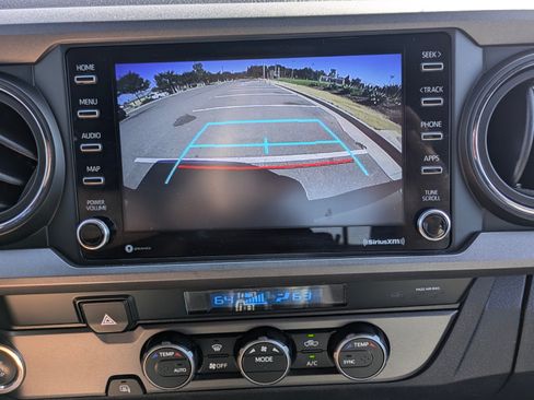 Used 2023 Toyota Tacoma TRD Sport image 14