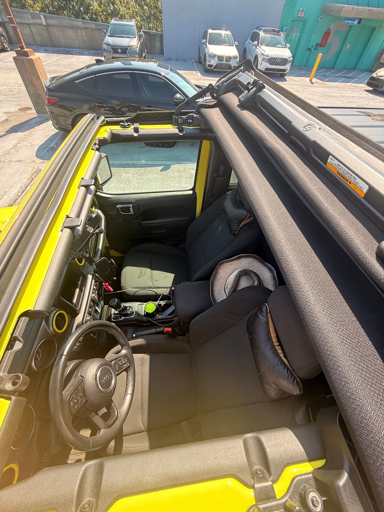 Used 2022 Jeep Wrangler Sport AWD/4WD image 8
