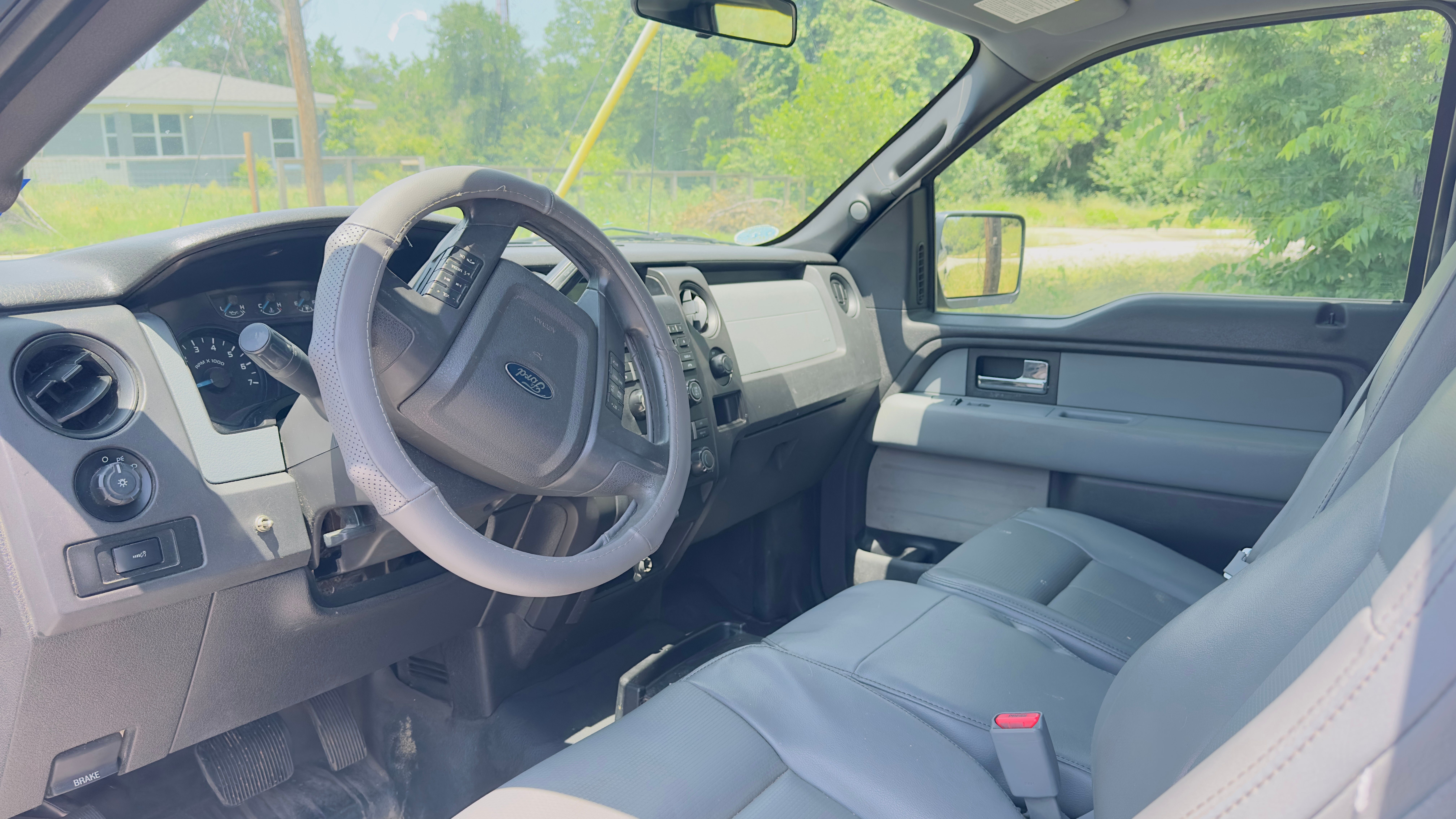 Used 2014 Ford F150 XL w/ Equipment Group 101A Mid RWD image 10