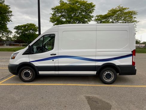 Used 2018 Ford Transit 150 130 Medium Roof image 1