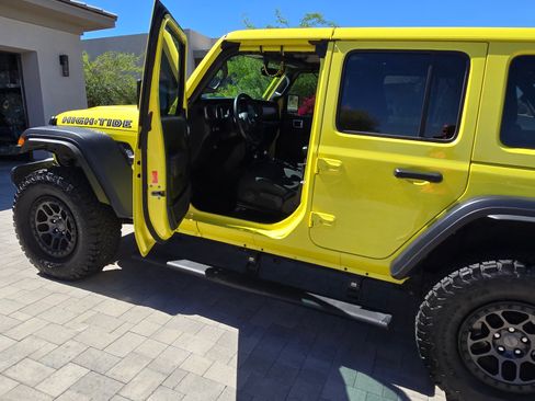 Used 2022 Jeep Wrangler Unlimited Sport image 17